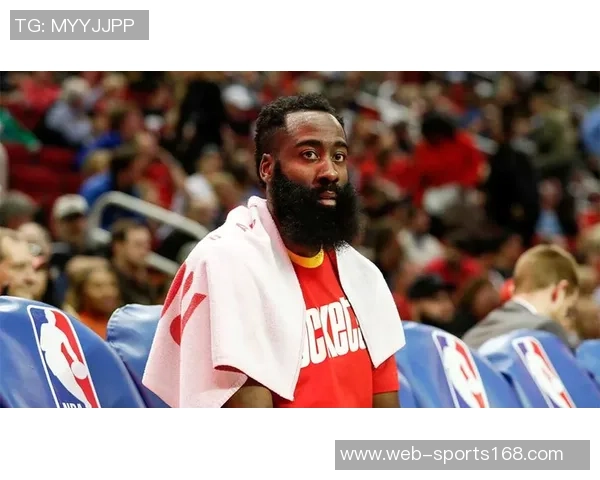 阿连德因国外办签证缺席训练或将缺席首场季前赛